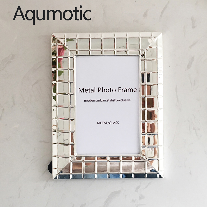 Desk Setup Simple - Aqumotic-Cadre Photo Nordique en Fer, Simple,