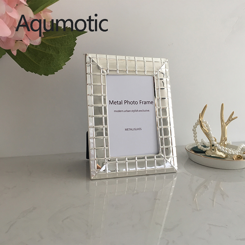 Aqumotic-Cadre Photo Nordique  - Desk Setup Simple avis et prix