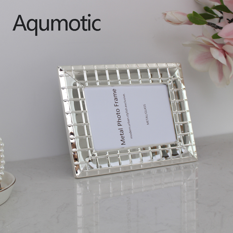 Aqumotic-Cadre Photo Nordique  - Desk Setup Simple avis et prix