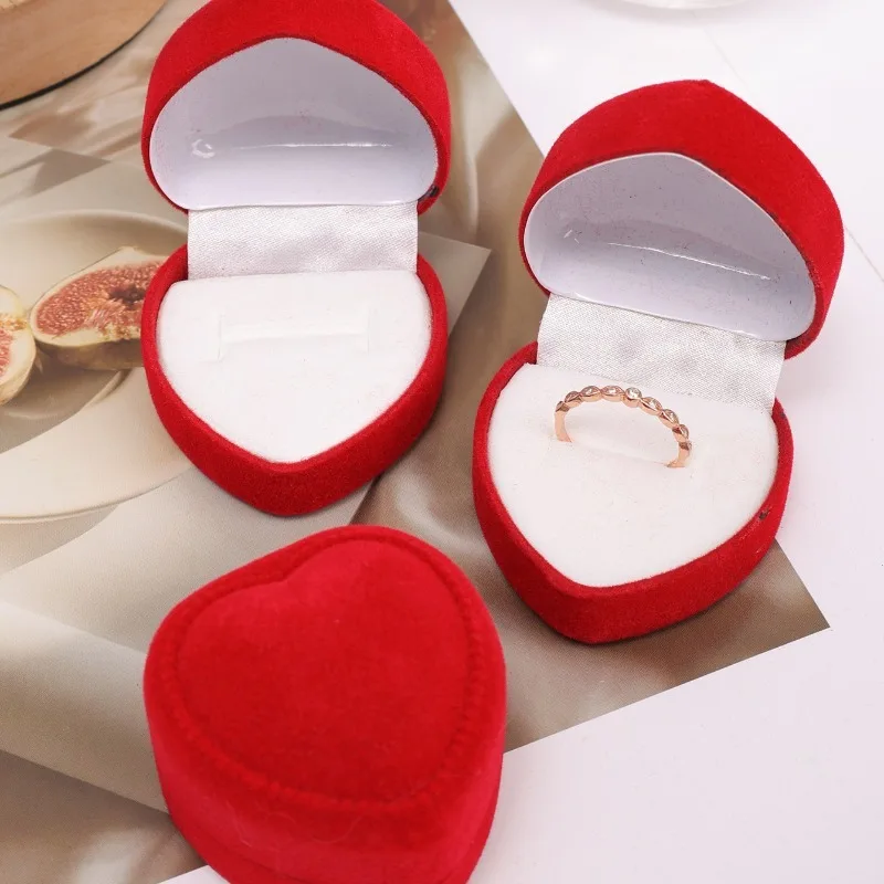 Boîte à bagues en forme de cœu - Ring Binder Box avis et prix
